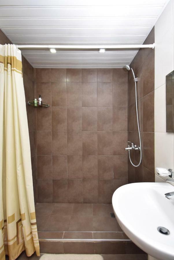 Apartments In Center Of Yerevan,Koghbatsi 1A Street 外观 照片